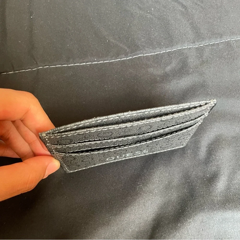 GUESS Wallet - Picture 3 of 3